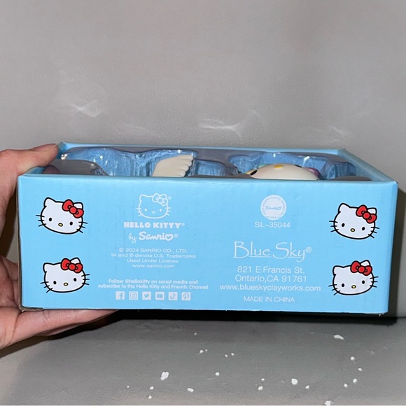 Sanrio Hello Kitty x Blue Sky Clayworks Hello Kitty Unicorn Salt and Pepper Set - Picture 5 of 6